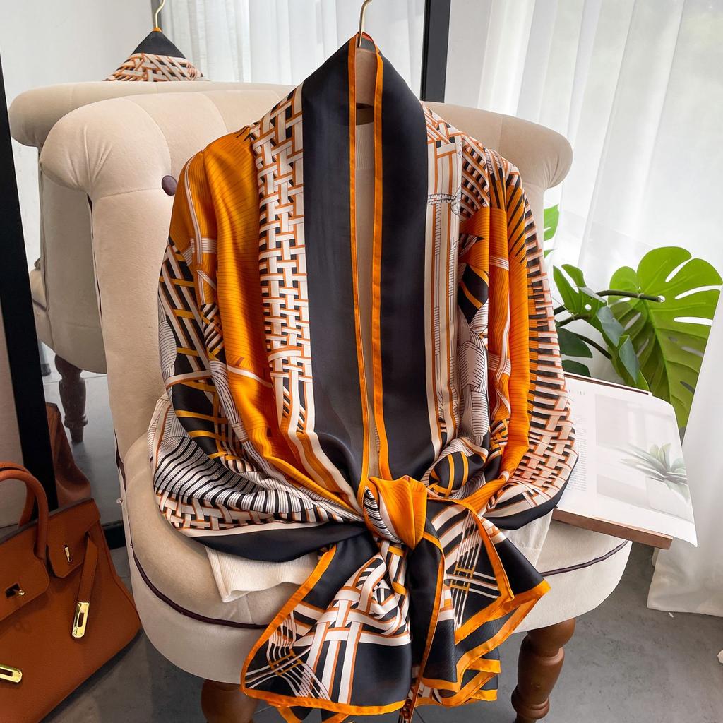 High-quality Luxurious Silk Scarves Headband Scarfs Neck Scarf For Women Chain Silk Scarf Women's Decorative Shawl