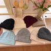 Шерстяная шапка бини в корейском стиле: Теплая, однотонная вязаная шапка с защитой ушей для женщин с большим обхватом головы