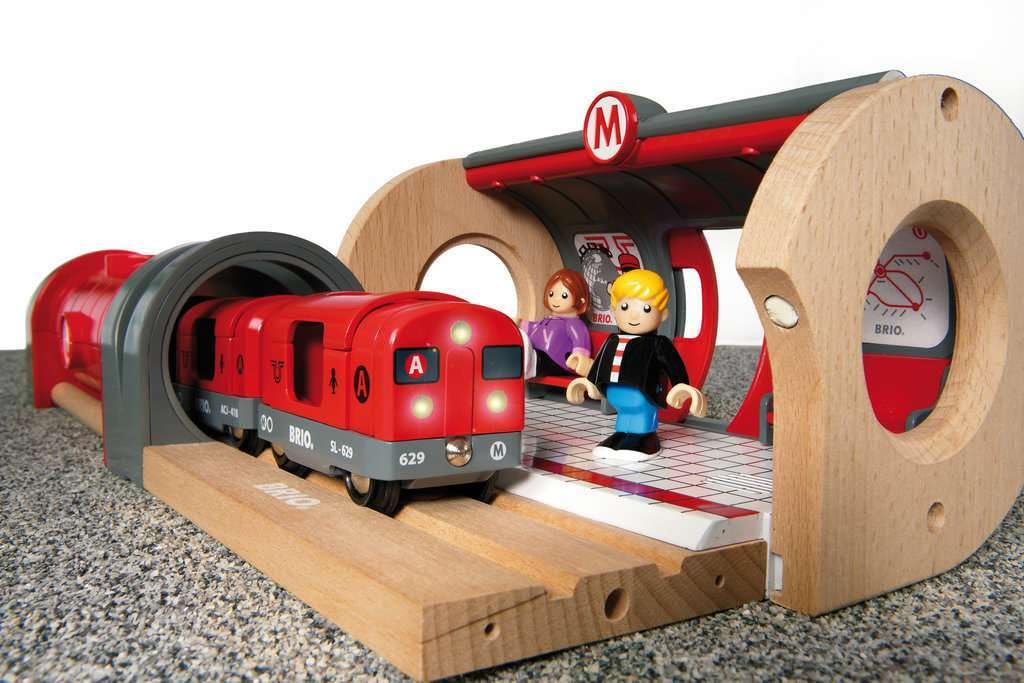 BRIO WORLD Metro Railway Set 20 Возраст 3 и старше Игрушка деревянная 33513 [Всего деталей] (Поезд Железнодорожный)
