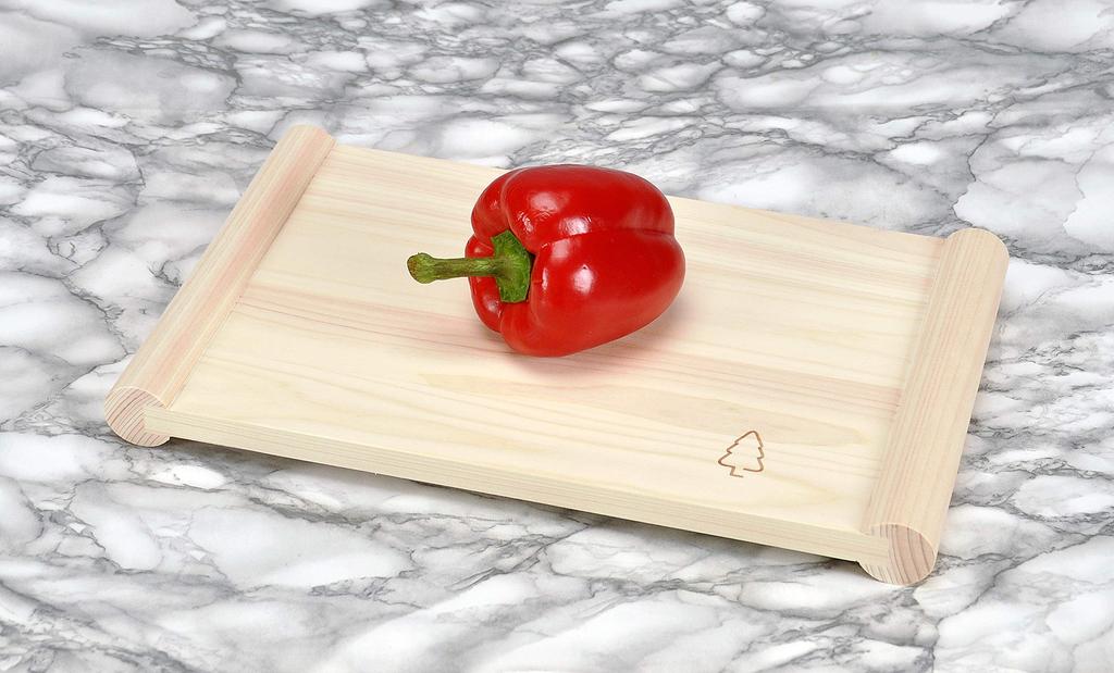 Плавающая разделочная доска Sakai Sangyo Hinoki Кухонная утварь Кухонная утварь из дерева хиноки Чистит, не прилипая к варочной поверхности Можно использовать как на