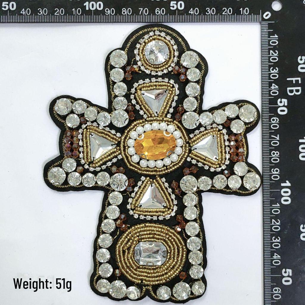 Большая нашивка с вышивкой крестом и стразами - аксессуар для одежды в стиле панк-стиль своими руками