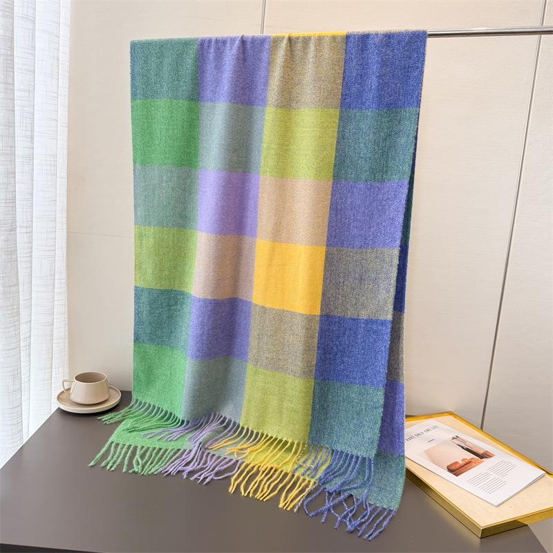 New Winter Fashion Plaid Scarf for Women Men Classic Warm Chunky Soft Cashmere Feel Scarves Match Overcoat Knitted Shawl