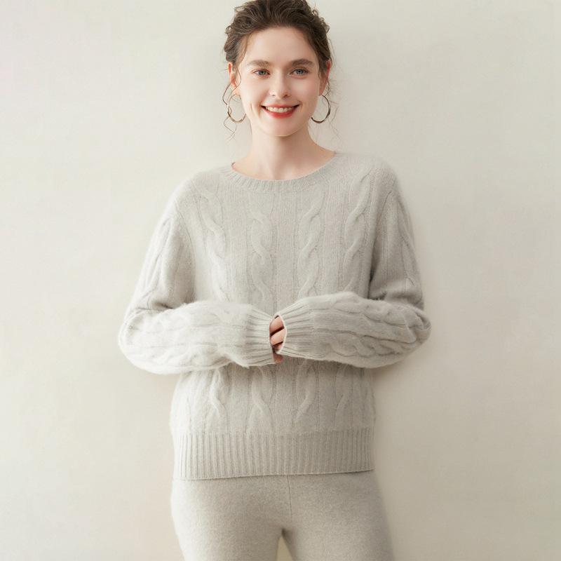 Women's Cashmere Cable Knit Sweater: Round Neck, Long Sleeve, Thickened for Autumn/Winter, Loose Fit