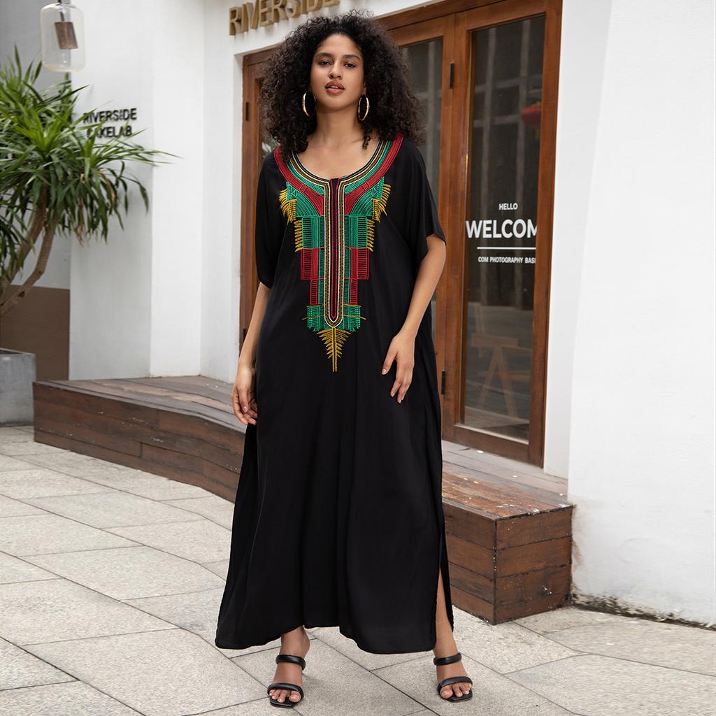 Beach Kaftans Black Embroidery Middle East Women Maxi Dresses Summer Holiday Bathing Suits