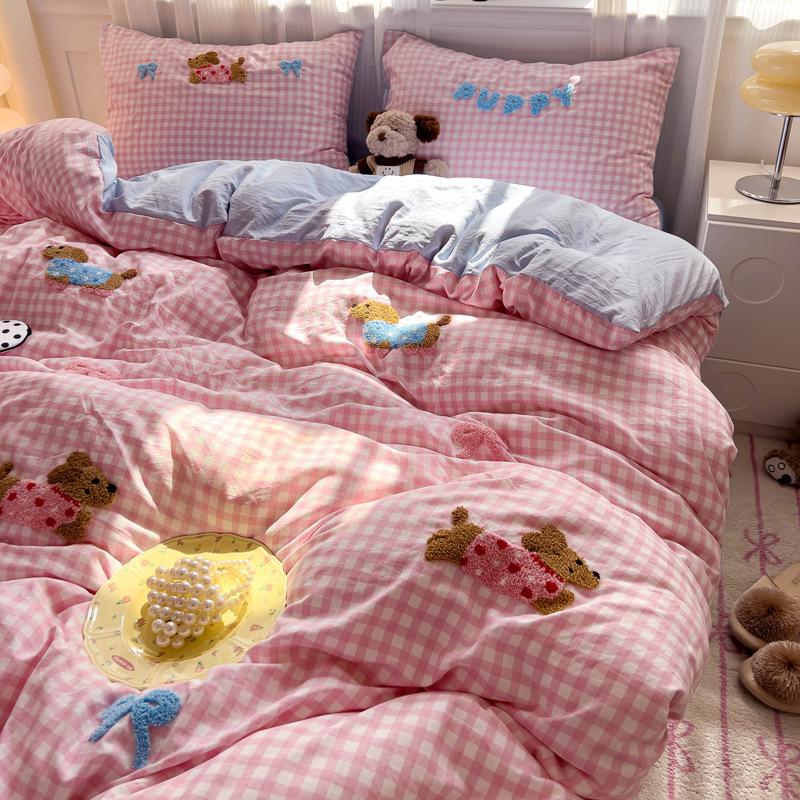 Аппликация Вышивка Инс Вышивка на полотенце Стиранный хлопок Четырехпредметный Пододеяльник Простыня Общежитие Трехпредметный Постельный комплект Простыня Пододеяльник