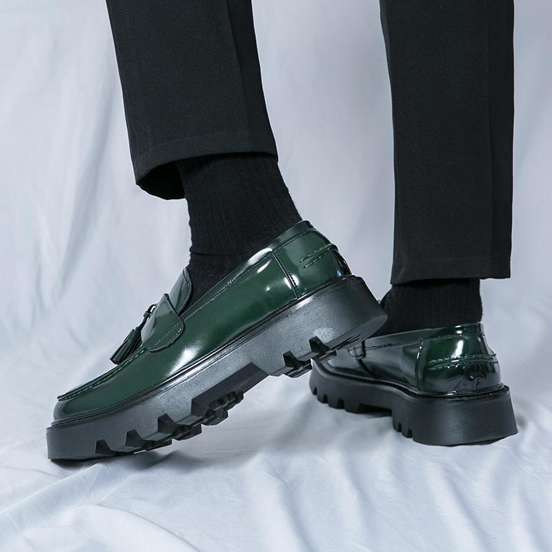 Green Men Dress Shoes  Patent Leather Black Casual Business Platform Tassels Slip-On Shoes for Men Wedding