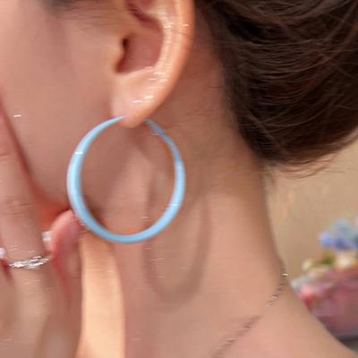 Серьги-кольца Simple Plain с серебряной иглой Универсальные Легкая роскошь Холодный стиль Круглые застежки для ушей Модные серьги в стиле Миллениум Spice Girl для женщин