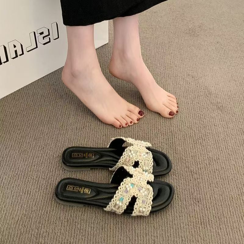 2025 лето новые приморские шлепанцы на плоской подошве женские носят с мягкой подошвой фея универсальные жемчужные пляжные с открытым носком прохладные шлепанцы