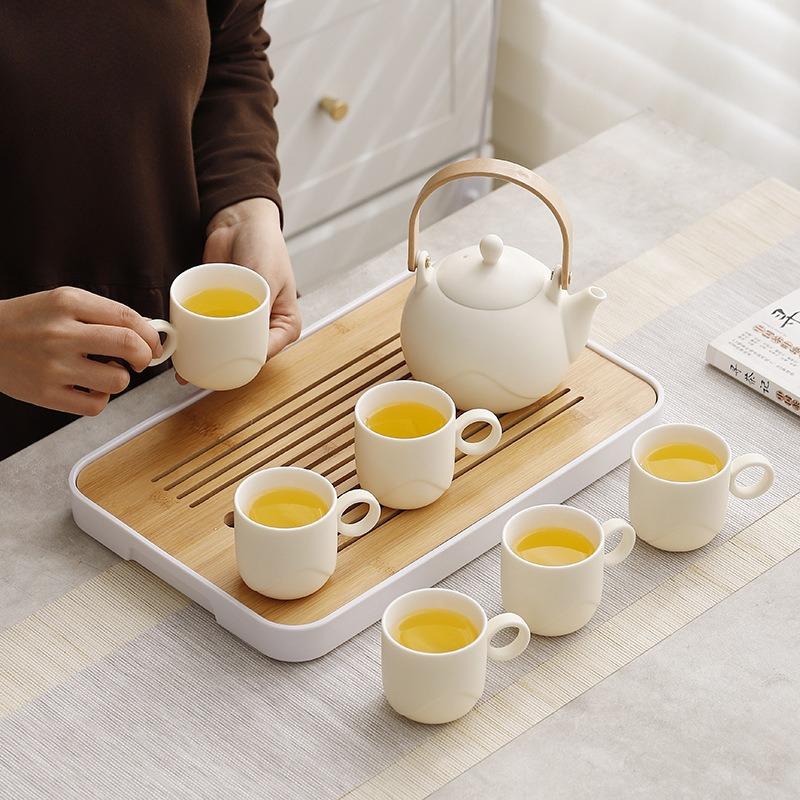 Modern Chinese Tea Set, 600ml Ceramic Beam Teapot with Stainless Steel Infuser and 6 Cups, Bamboo Handle Matte Teapots Hot Tea for Home Party