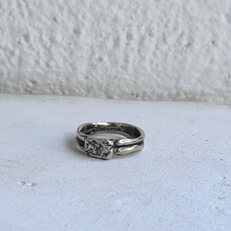 TO.STONE Signature Pendant Ring ANTIQUE SILVER(oil Painting)