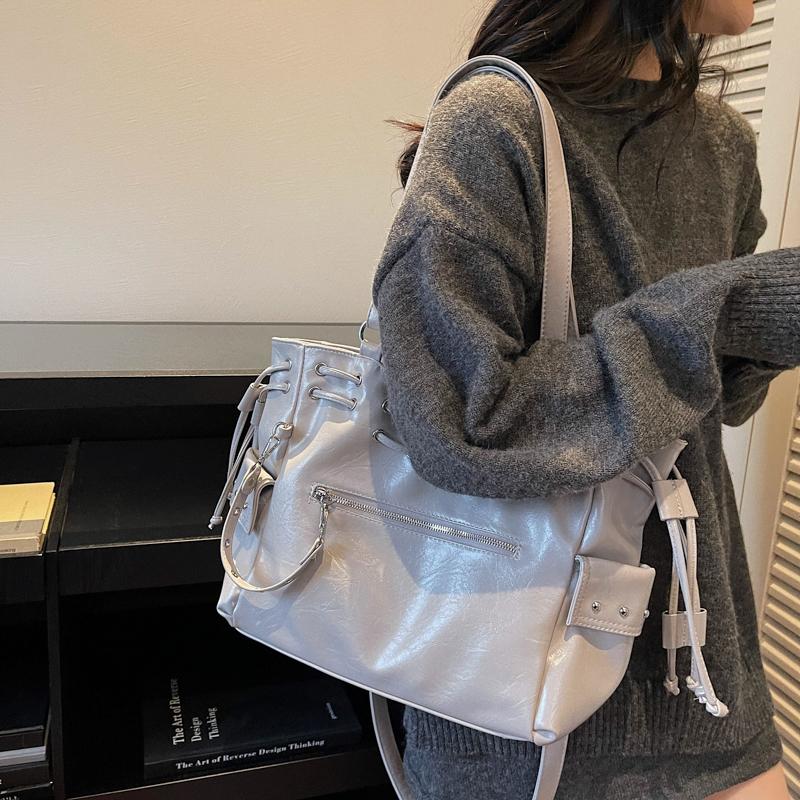 Трендовый рюкзак на шнурке, многокарманная кожаная сумка, стильная женская сумка через плечо