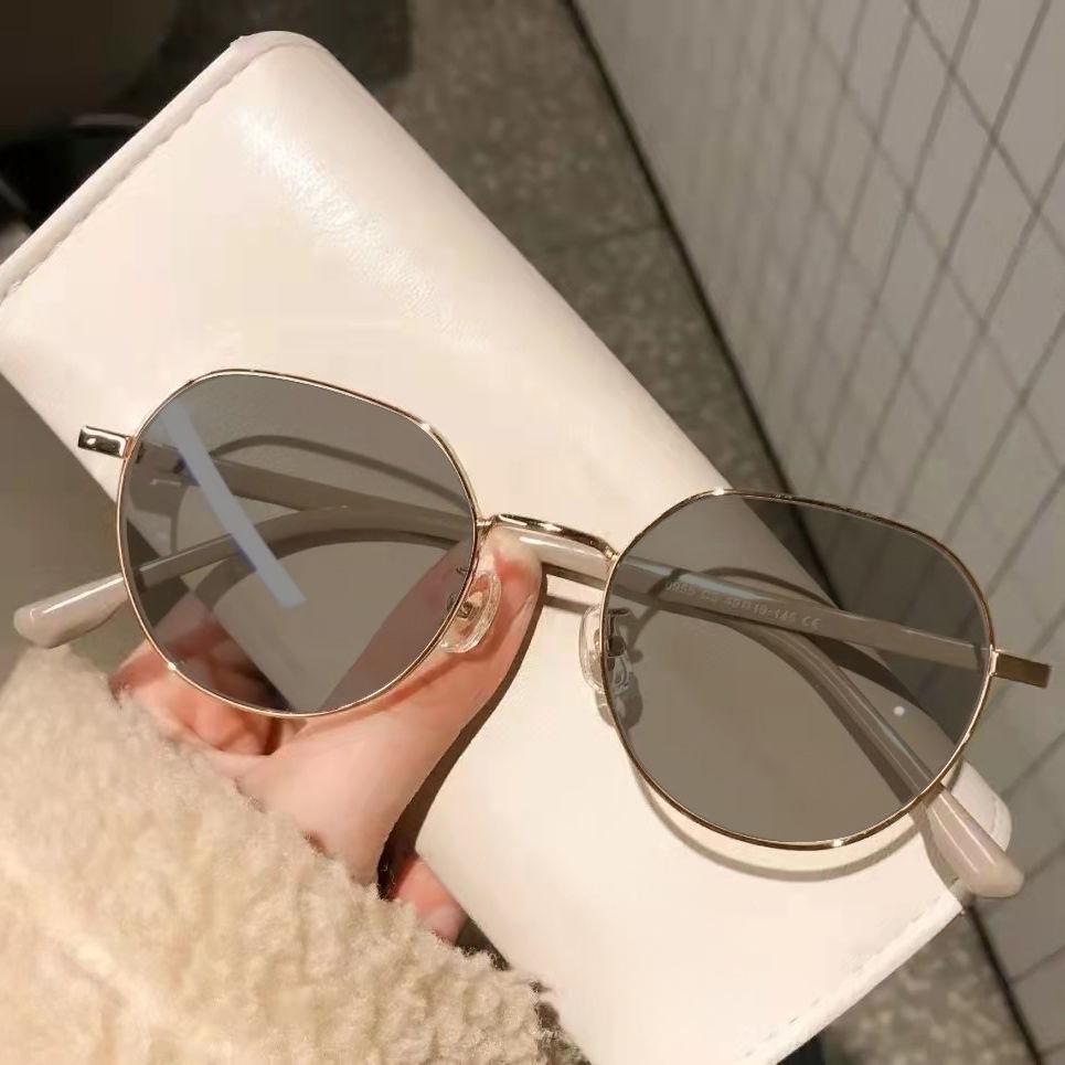 Очки, меняющие цвет, для женщин, близорукость, астигматизм, можно подобрать по степени, защита от синего света, индивидуальный простой макияж, универсальная тонкая оправа для студентов