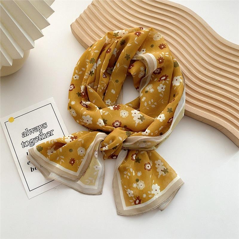 Spring and Summer Fashion Womens Scarf Luxury Designer Beach Scarf Cover-ups Flower Printing Hijab Decorate Scarf