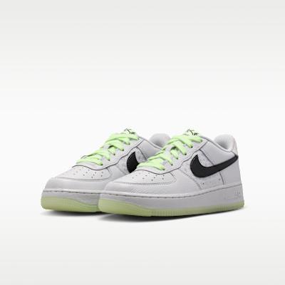 Детские кроссовки Nike Air Force 1 Low GS 'Photon Dust Black Barely Volt'