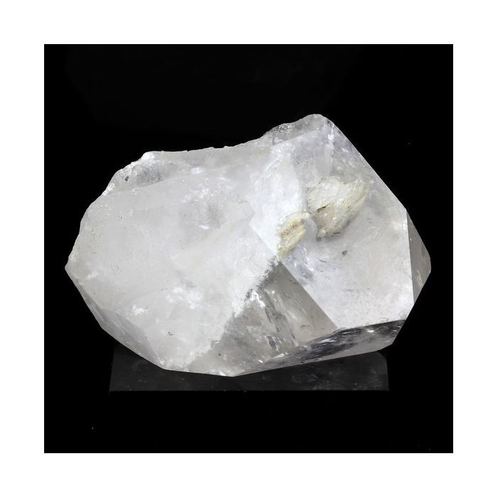 Pierres et Minéraux. Quartz hyalin. 768.0 ct. Les Deux Alpes, Oisans, France.