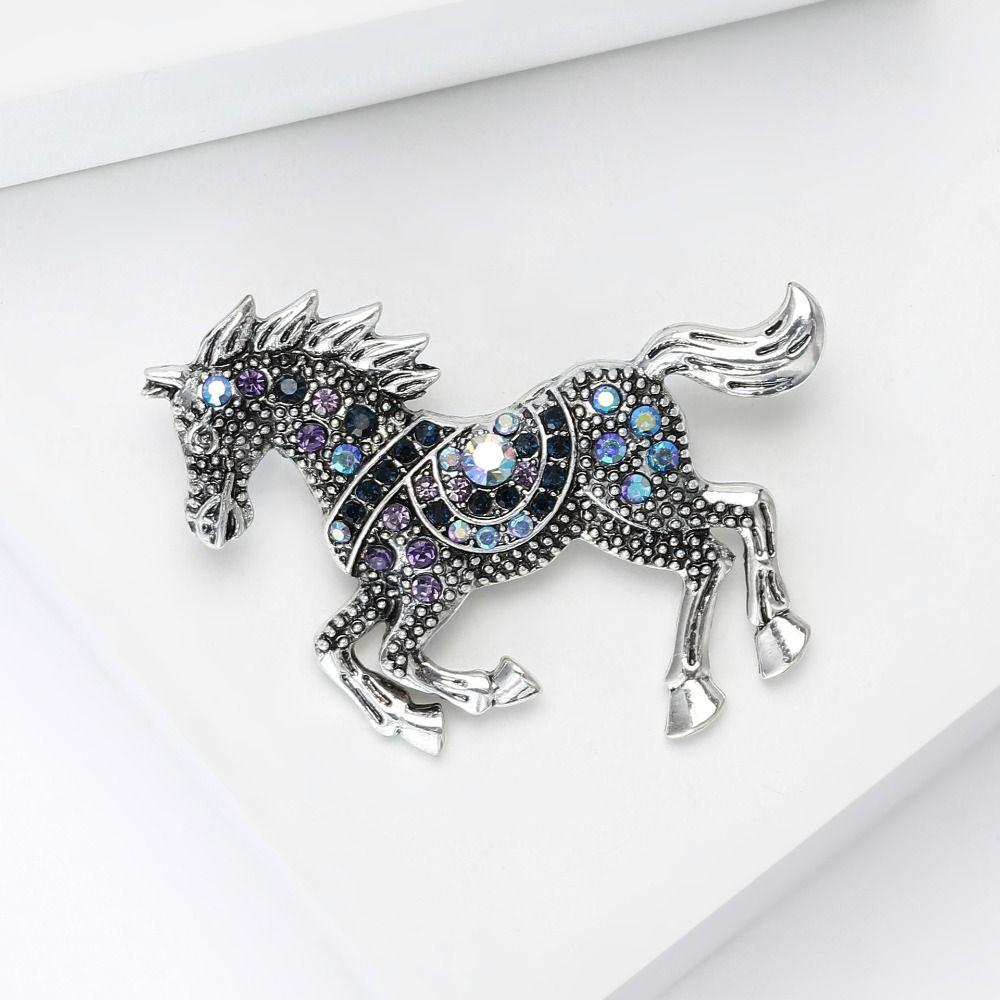 Casual Zodiac Animal Lapel Pins Luxury Metal Badge Pin Rhinestone Horse Brooches New Year Gifts