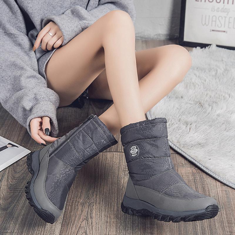 Зимние сапоги для женщин, большие размеры, плюшевые, теплые, короткие, с круглым носком, с боковой молнией, водонепроницаемые, на нескользящей платформе