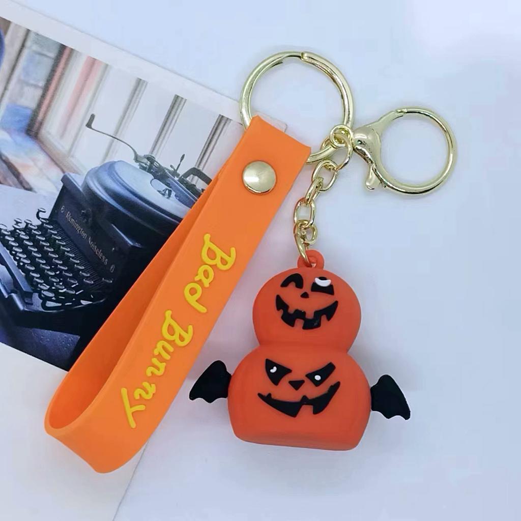 New Halloween Pumpkin Keychain Bag Car Keychain with Gift Personalized Gifts Y2k Fashion Toys Anime Cartoon Frind Kawaii Cute