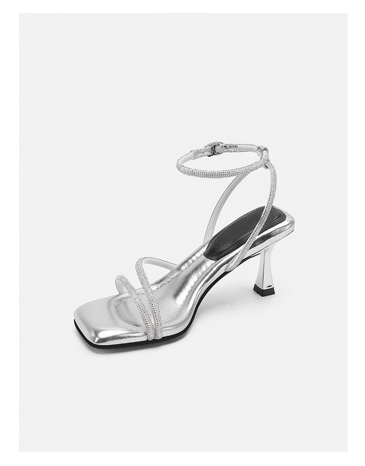 Мода 2025 Лето Женские Сандалии Новые С Открытым Носком Туфли-Сандалии на Высоком Каблуке с Пряжкой Простые Элегантные Шпильки