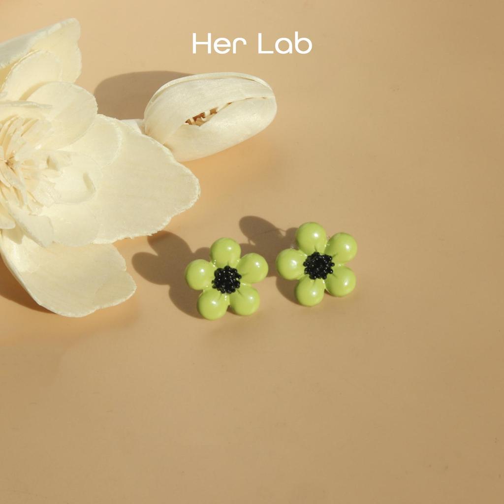 Her Lab Ювелирные изделия | Серьги-кольца с эмалью и кристаллами из 18-каратного золота, модные женские серьги-гвоздики, корейские серьги-гвоздики с цветком