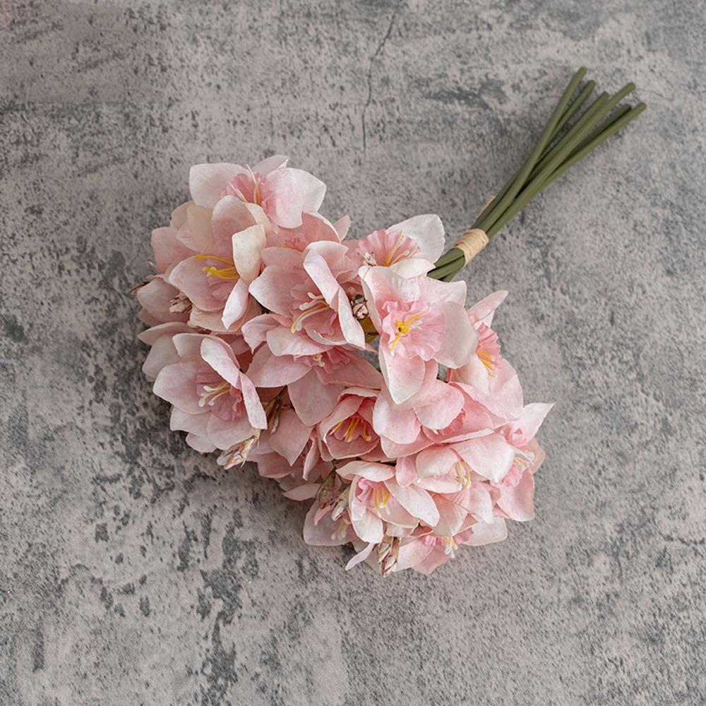 Роскошный шелковый цветок нарцисса Элегантный искусственный цветок Искусственный букет нарциссов Декор для сада на открытом воздухе