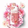 LUX Sakura Glow Body Wash