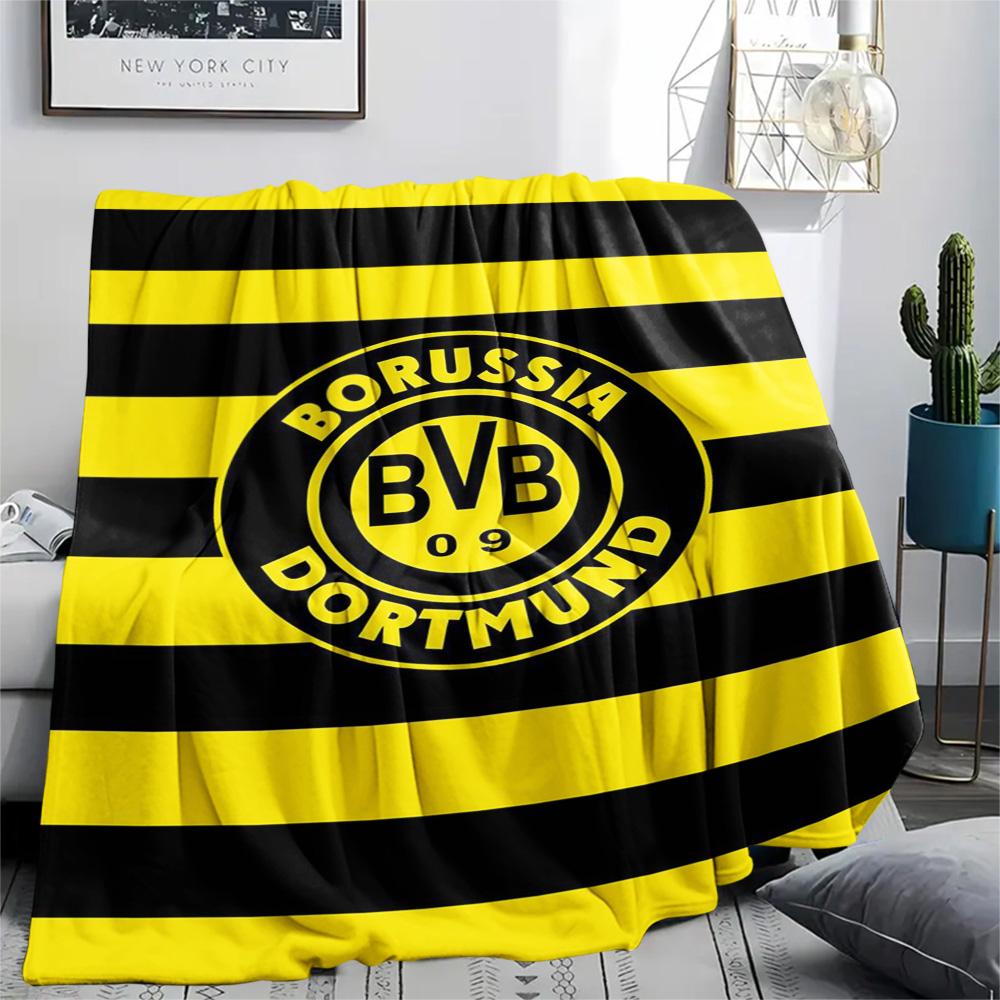 1Pc Borussia Dortmund Print Flannel Blanket High Quality Warm Comfortable Cover for All Seasons Perfect for Gifts Home Decor