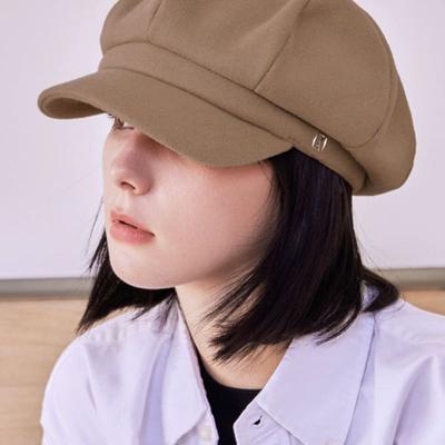 Кепка-газетчик VA из шерсти с квадратными заклепками, бежевая