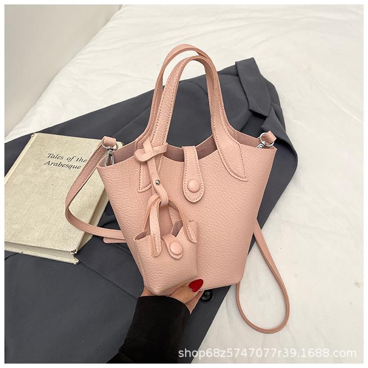 This Year's Popular Hand-held Vegetable Basket Bag Women's 2025 Spring New Fashionable Shoulder Bag Simple Casual Bucket Bag