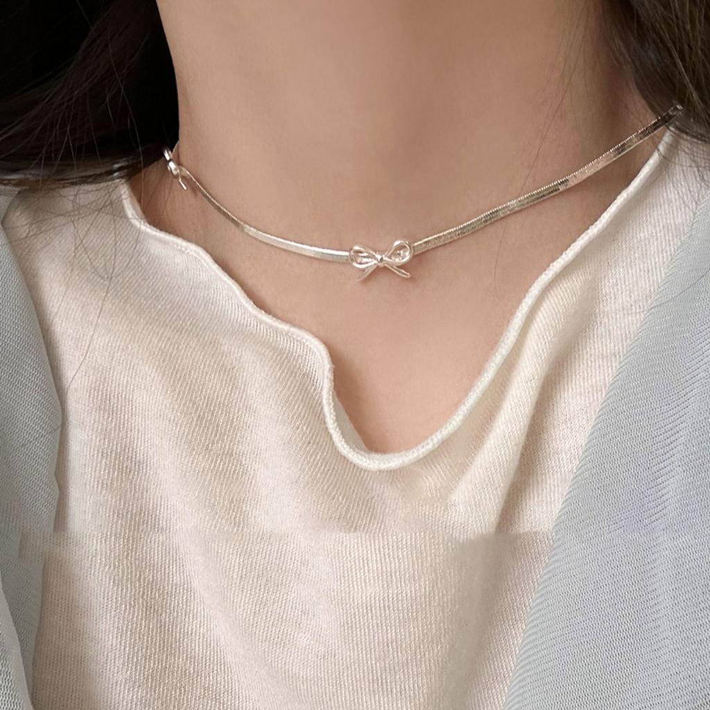 Серебряный бант из змеиной кости, женское легкое роскошное нишевое летнее премиальное ожерелье с ключичной цепочкой, браслет на холодный ветер