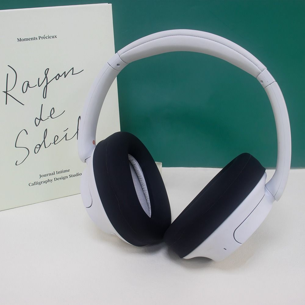 Silicone Wireless Headphones Cover Soft Anti-scratch Ear Pad Cover Headphone Protector for Sony WH-CH720N Bluetooth Headset