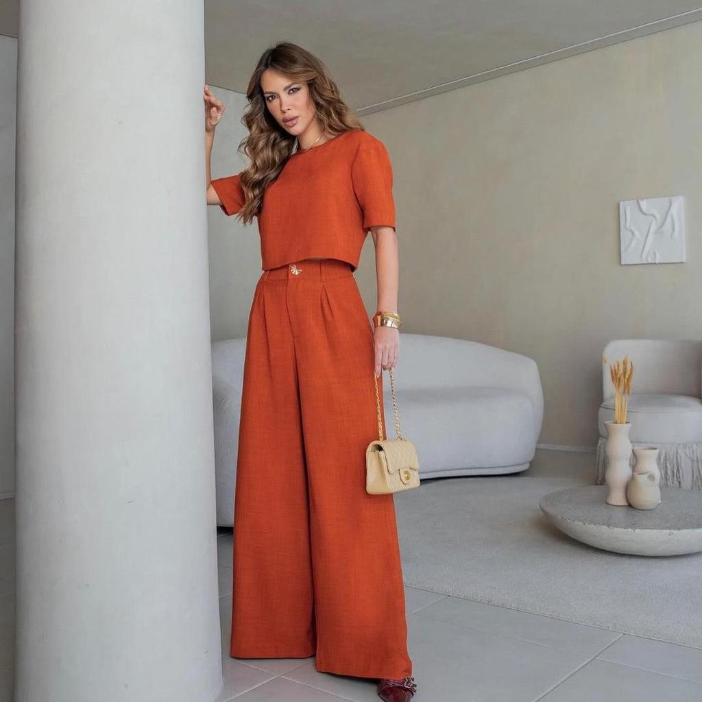 Лето 2024 Женский Европейский и Американский Комплект Топ с Круглым Вырезом и Брюки Клеш