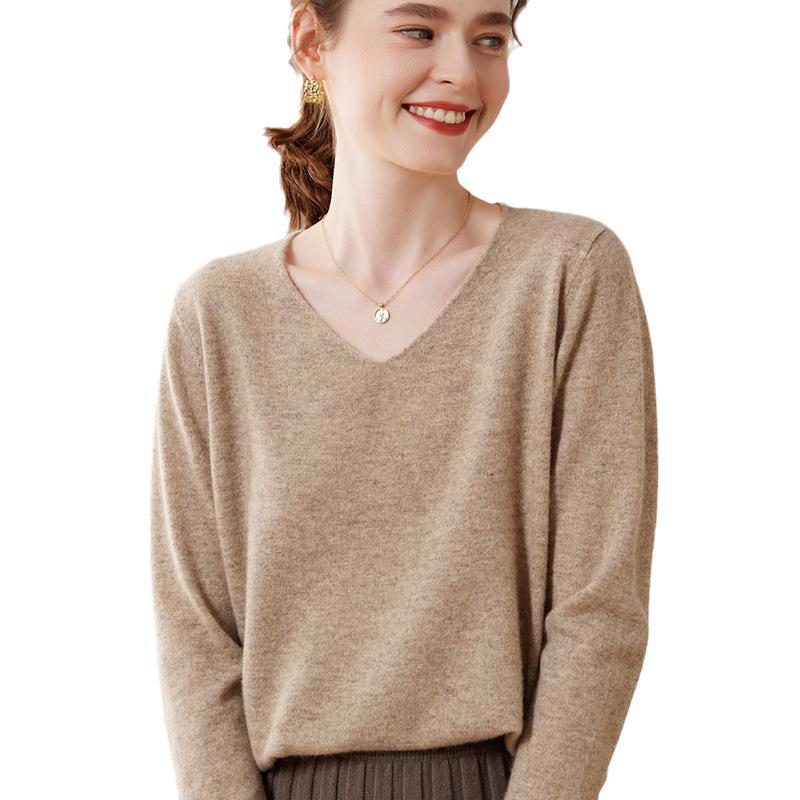 Seamless Pure Cashmere V-Neck Sweater for Women - Versatile, Loose Knit Pullover, Perfect for Autumn and Winter