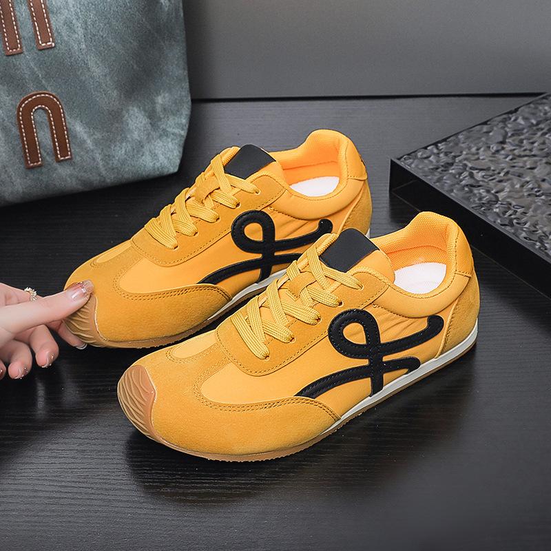 98 New Women's Shoes Trendy Brand Retro Fashion Versatile Thick Sole Soft Sole Not Tired Feet Versatile Casual Shoes