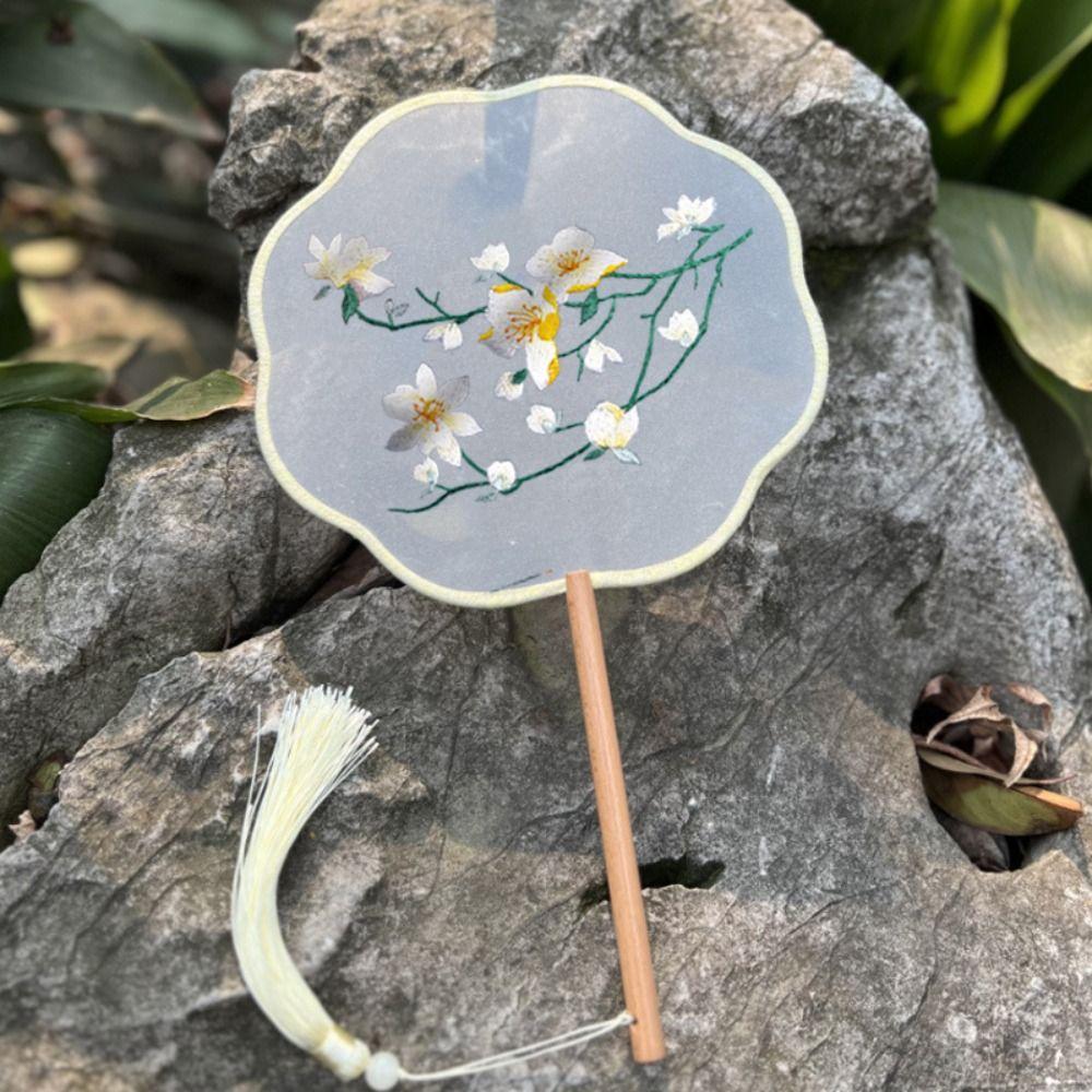 Handheld Chinese Style Embroidery Fan Floral Pattern Tuan Fan Hanfu Silk Fan  Home Decor
