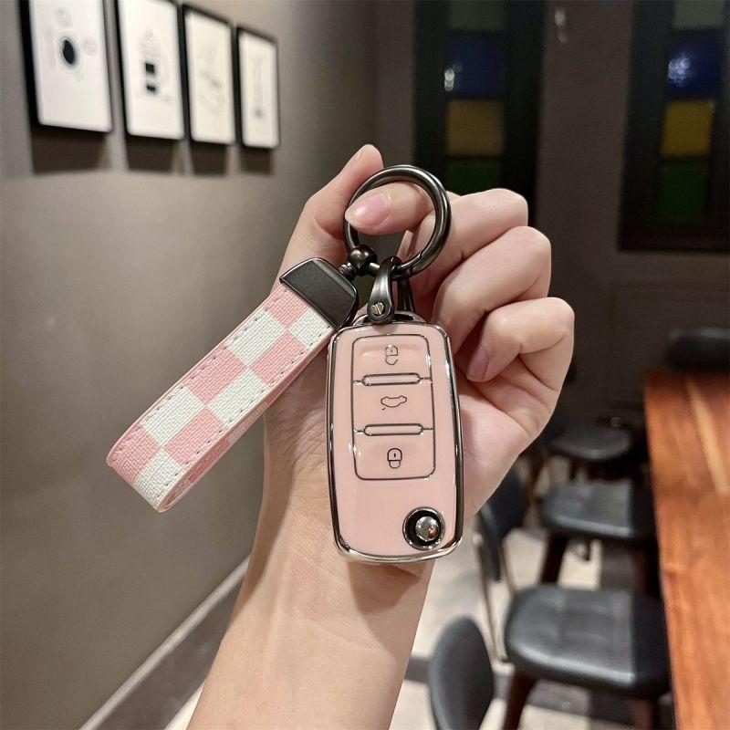 TPU Car Key Case Remote Cover Shell Holder Chain Keyring Fob For VW Volkswagen T-ROC Golf 7 Polo Tiguan T-Cross Jetta EOS Beetle