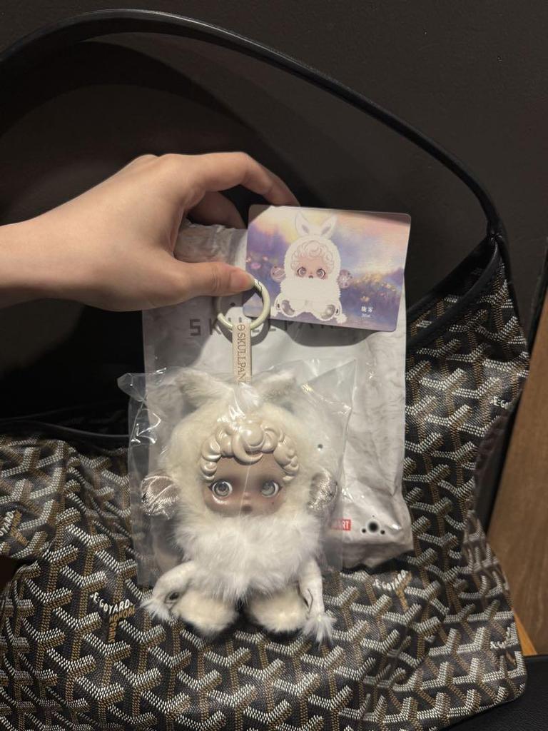 [Б/У] POPMART skullpanda белый