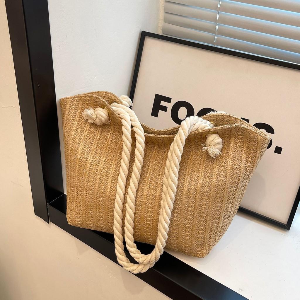 Шикарная плетеная сумка-тоут для женщин, идеально подходящая для весенне-летнего путешествия, повседневного пляжного использования