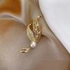 Leaf Alloy Brooch Niche High-End Temperament Pin Anti-Light High-End Coat Suit Corsage