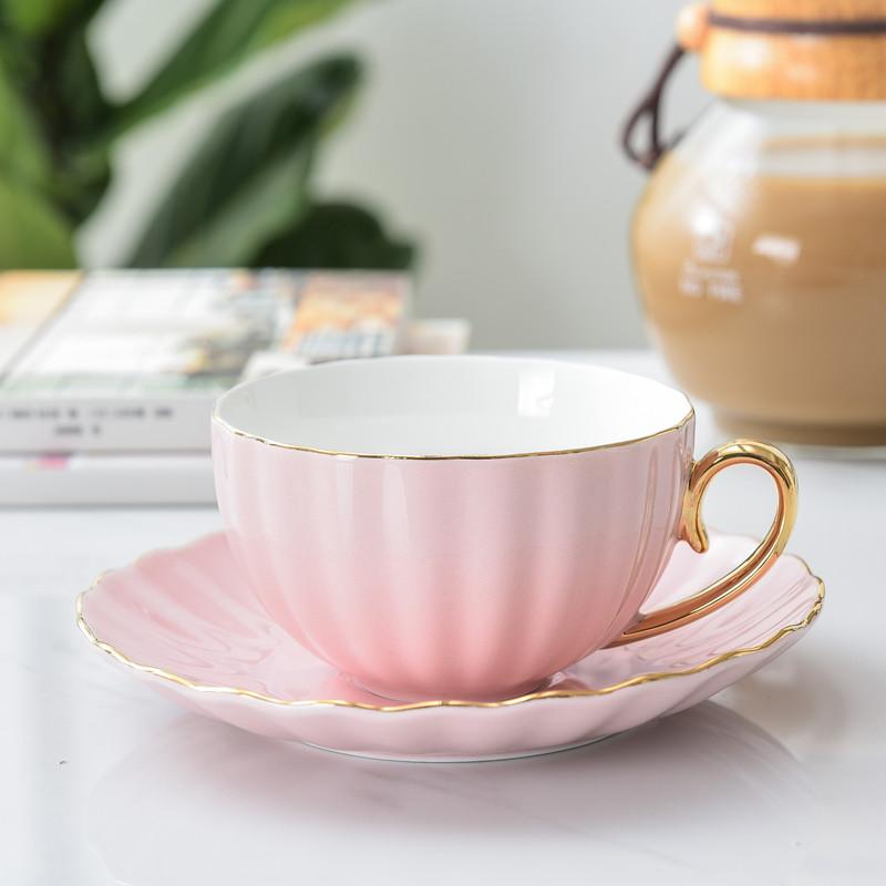 Pink Cute Creative Porcelain Cup And Saucer Ceramics Coffee Cup Simple Tea Sets Modern Design Home Flower Red Tea Cup