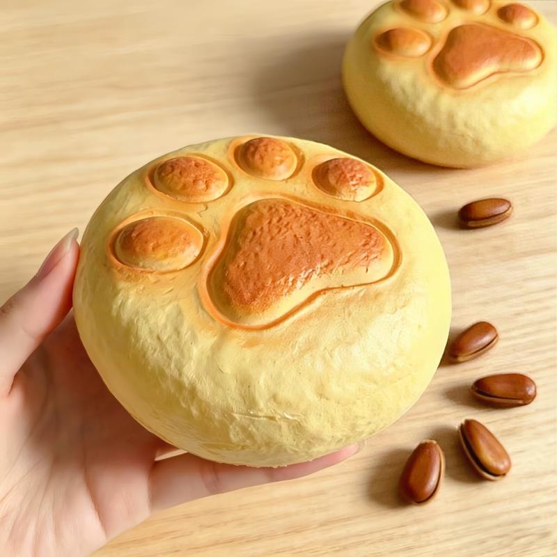 Cat Paw Stress Relief Toy Slow Rebound Realistic Bread Texture Soft Squishy Fidget Toy for Adults Kids Christmas Gift Use