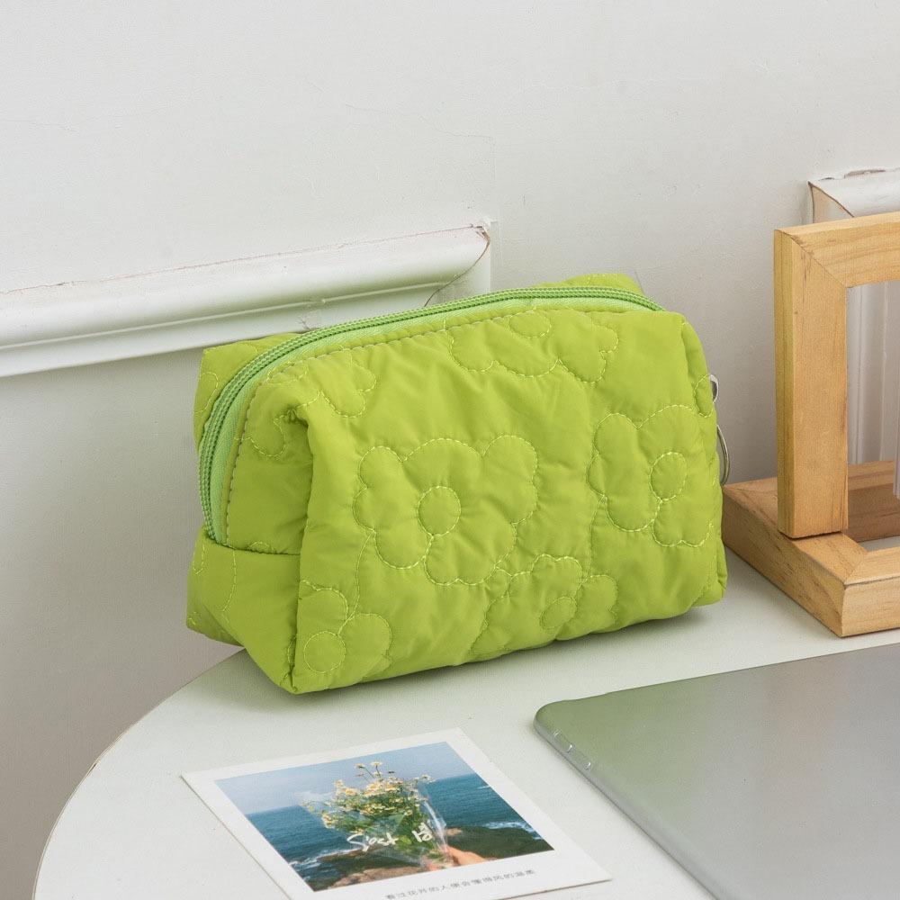 Fashion Candy Color Makeup Bag Quilted Flower Dacron Wash Bag Large Capacity Soft Cosmetic Handbag Travel