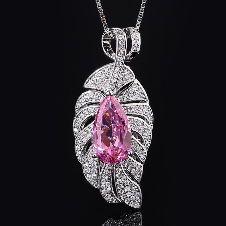 Имитация изумрудного бриллиантового ожерелья Винтажный цвет сокровище параиба лист кулон 2024 модная ключичная цепочка