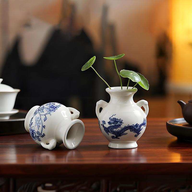 Украшения Антикварные полки Сине-белый фарфор Коллекционировать Орнаменты Столешницы Керамика Подарок Маленькие вазы Китайский стиль 1 шт