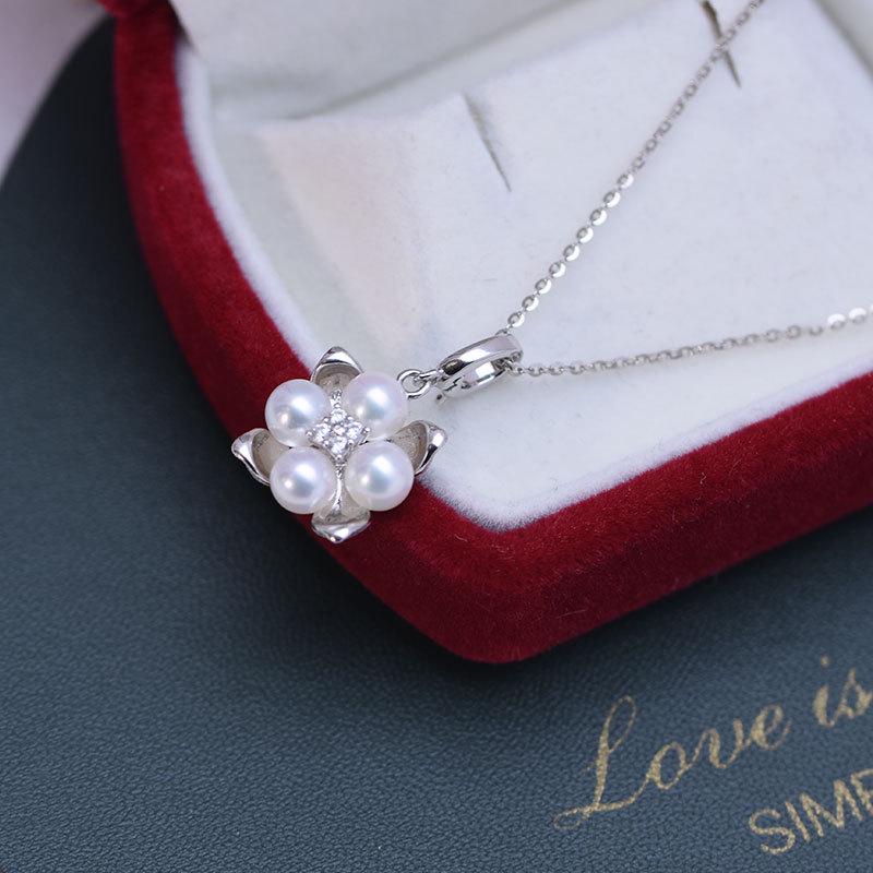 Подвеска-колье с жемчугом из пресной воды 5-6 мм с высокой степенью блеска на серебряной цепочке S925