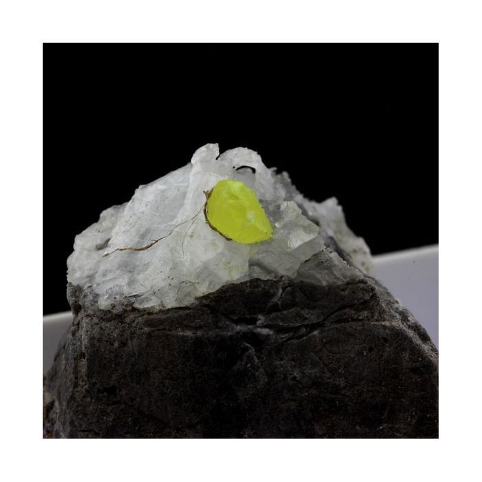 Soufre + Gypse 89.4 carats