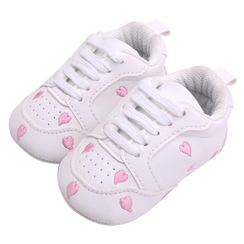 Детская обувь для новорожденных мальчиков и девочек, кроссовки с сердечками и звездами для первых ходунков, детские кроссовки из искусственной кожи на шнуровке для малышей