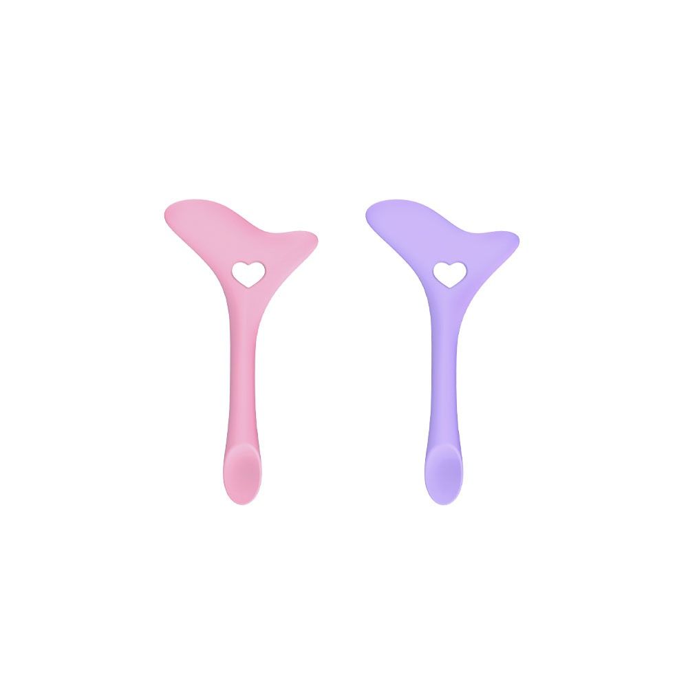 2Pcs Eyeshadow Eyeliner Aid Tool Silicone Mascara Drawing Aid Eyeliner Stencils Wing Tips  Beginner