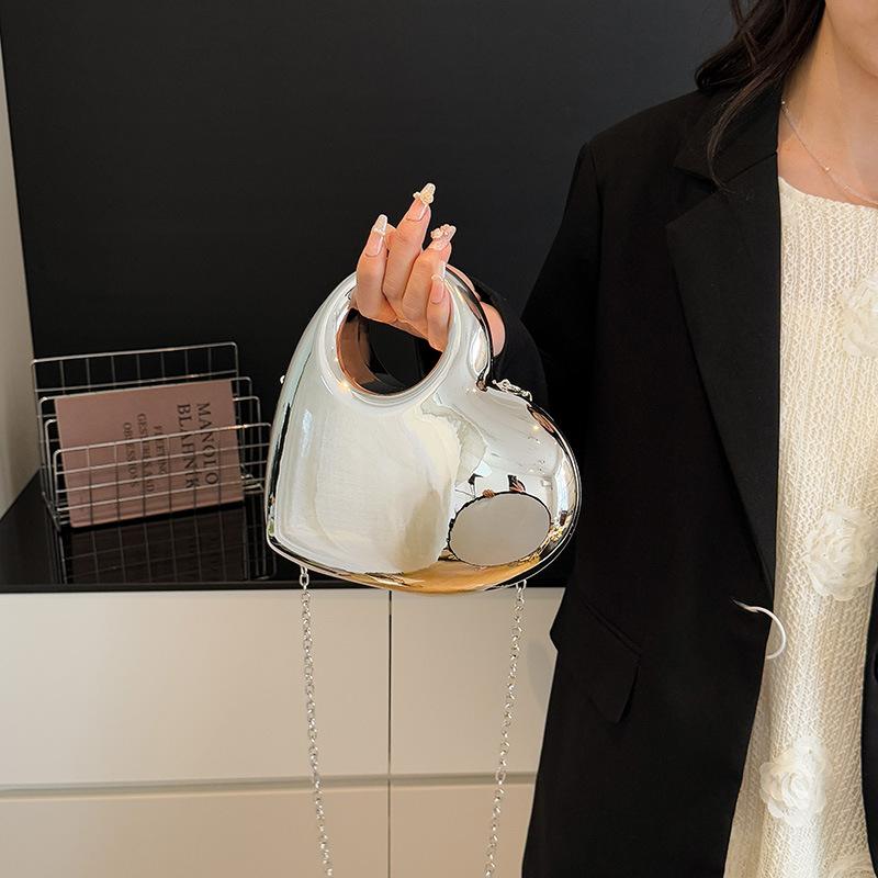 Acrylic love bag 2025 new European and American fashion niche glossy shoulder bag women's hand carry messenger dinner bag