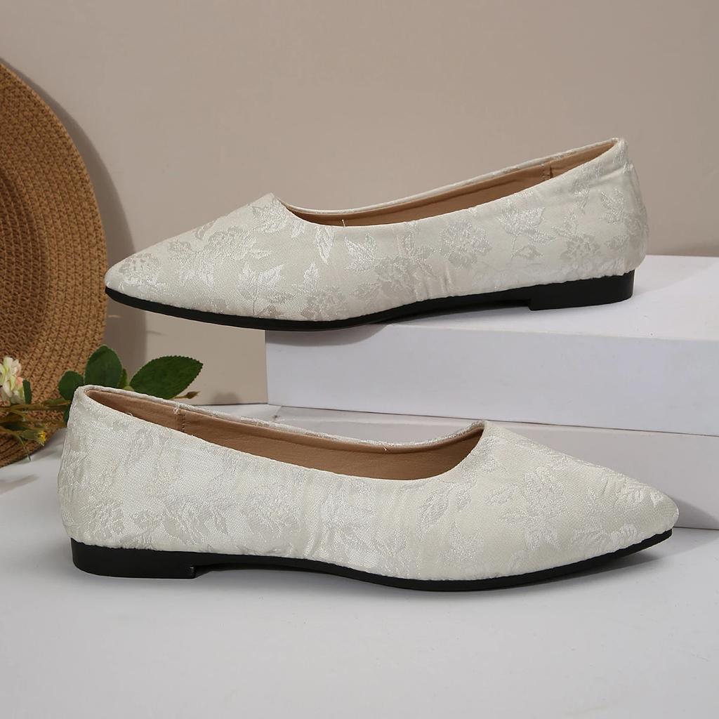 2024 Лето Небольшие Легкие Модные Новые Туфли На Плоской Подошве Мягкие Ретро Острые Носки Элегантные Повседневные Мокасины Туфли Для Женщин